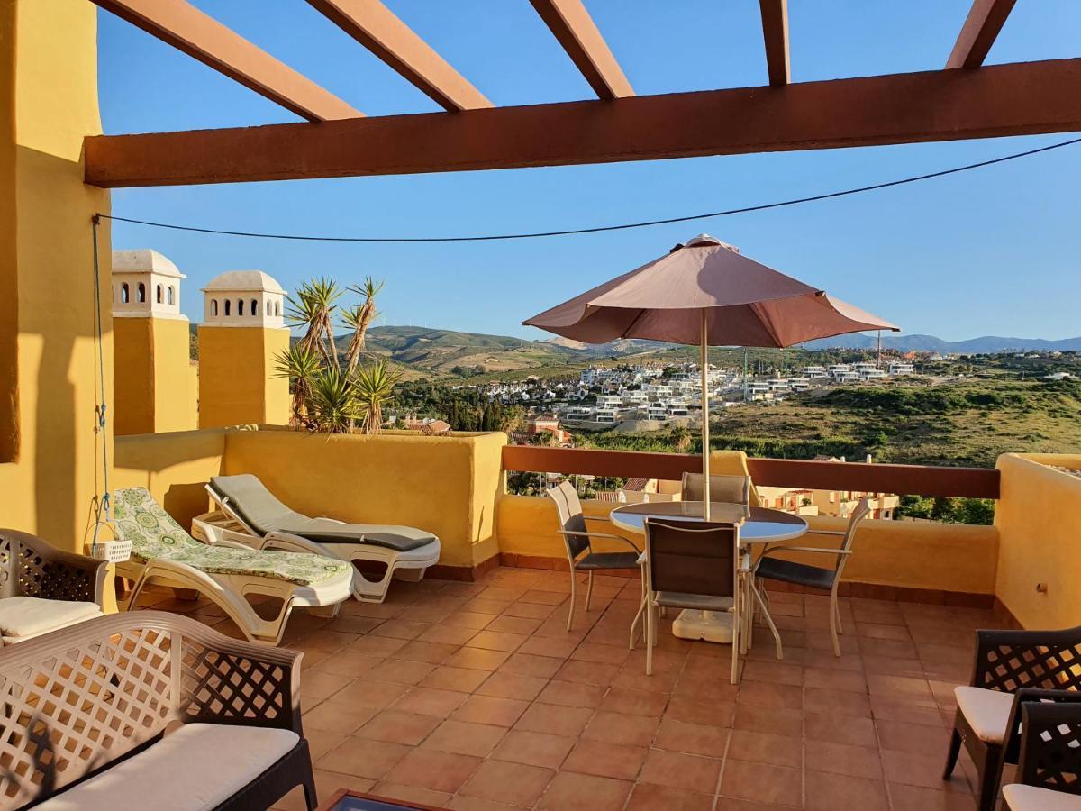 Seaview A Spectacular 3 Bed 3 Bathroom Penthouse Manilva Exterior photo