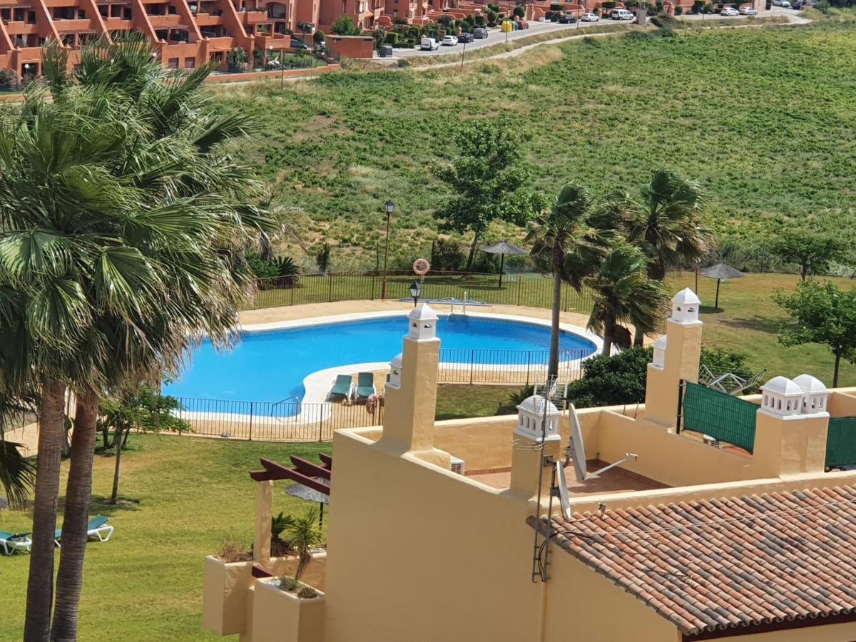Seaview A Spectacular 3 Bed 3 Bathroom Penthouse Manilva Exterior photo