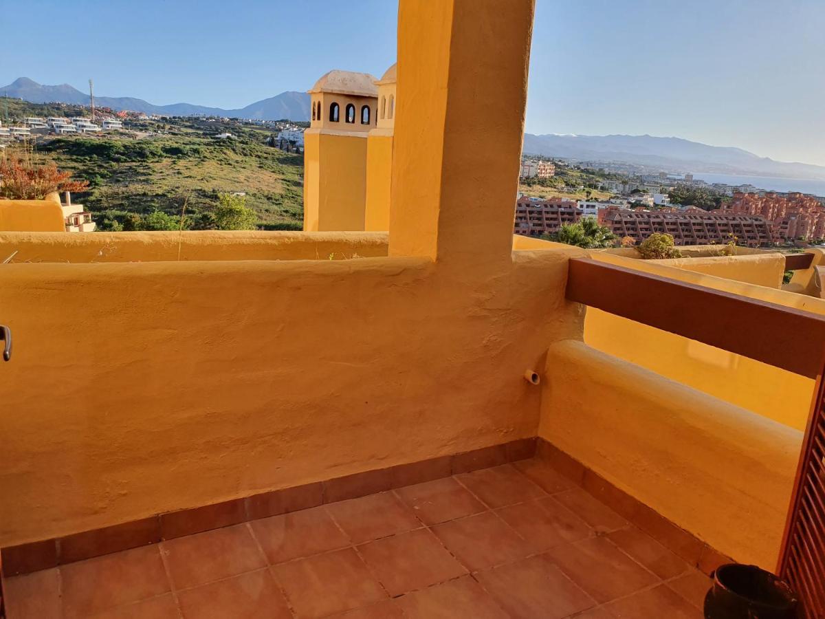 Seaview A Spectacular 3 Bed 3 Bathroom Penthouse Manilva Exterior photo